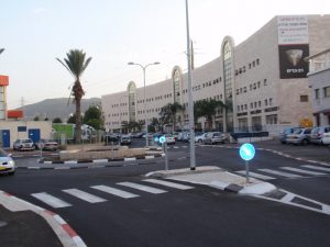 iSTERN מבית וקסמן גוברין - מתחמי הצ'ק פוסט והשיש iSTERN מבית וקסמן גוברין - מתחמי הצ'ק פוסט והשיש